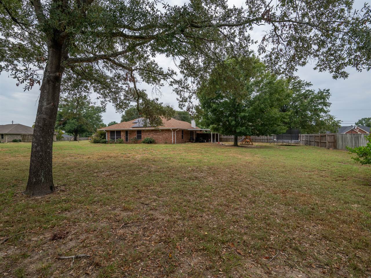 17232 Cory Ray Ln. (CR 4212), Lindale, TX 75771