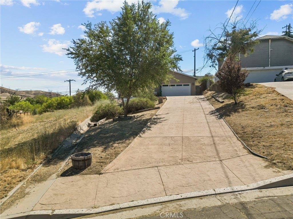 42846 Montello Drive, Lake Hughes, CA 93532