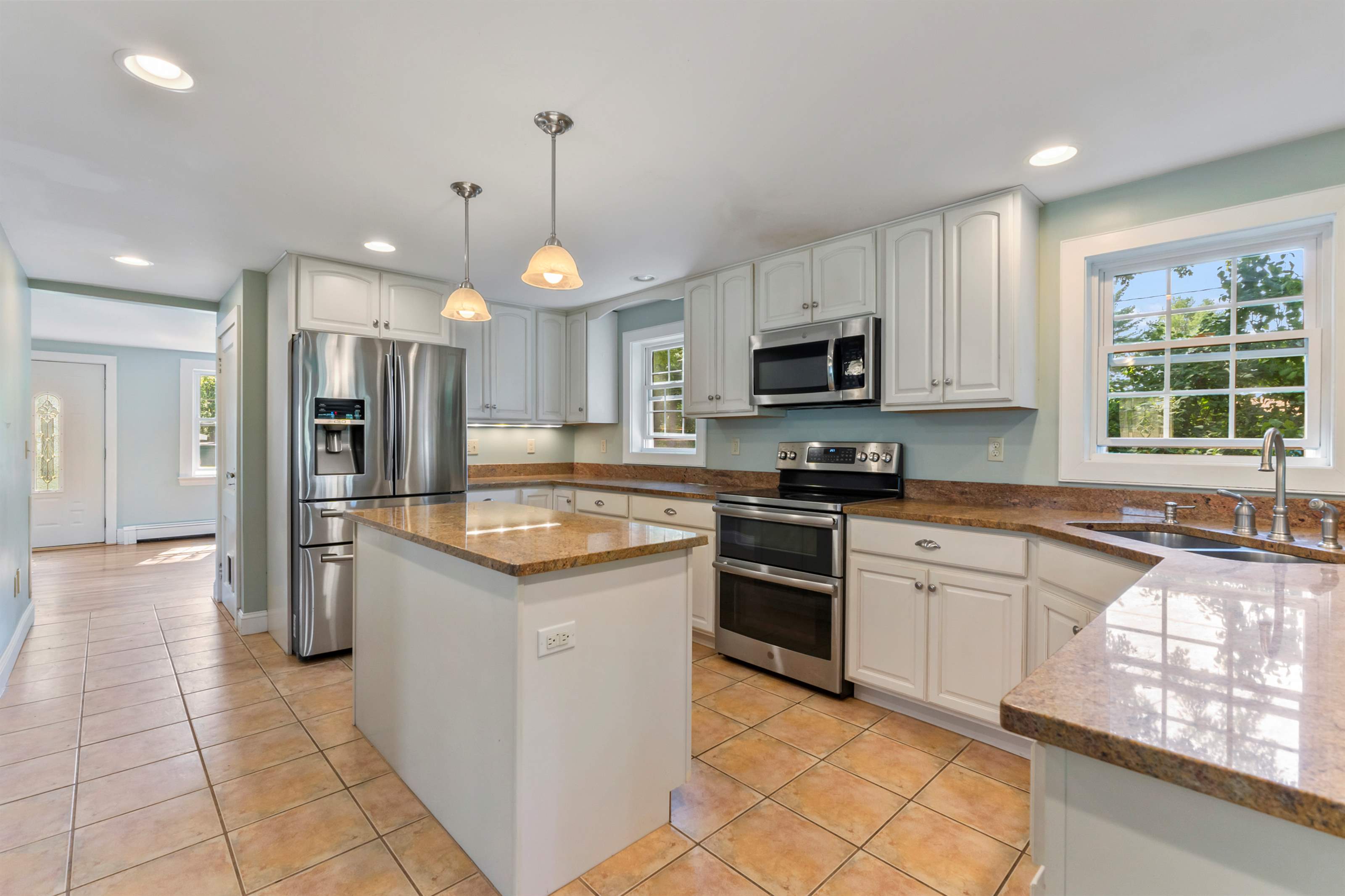 436 Middle Road, Woolwich, ME 04579