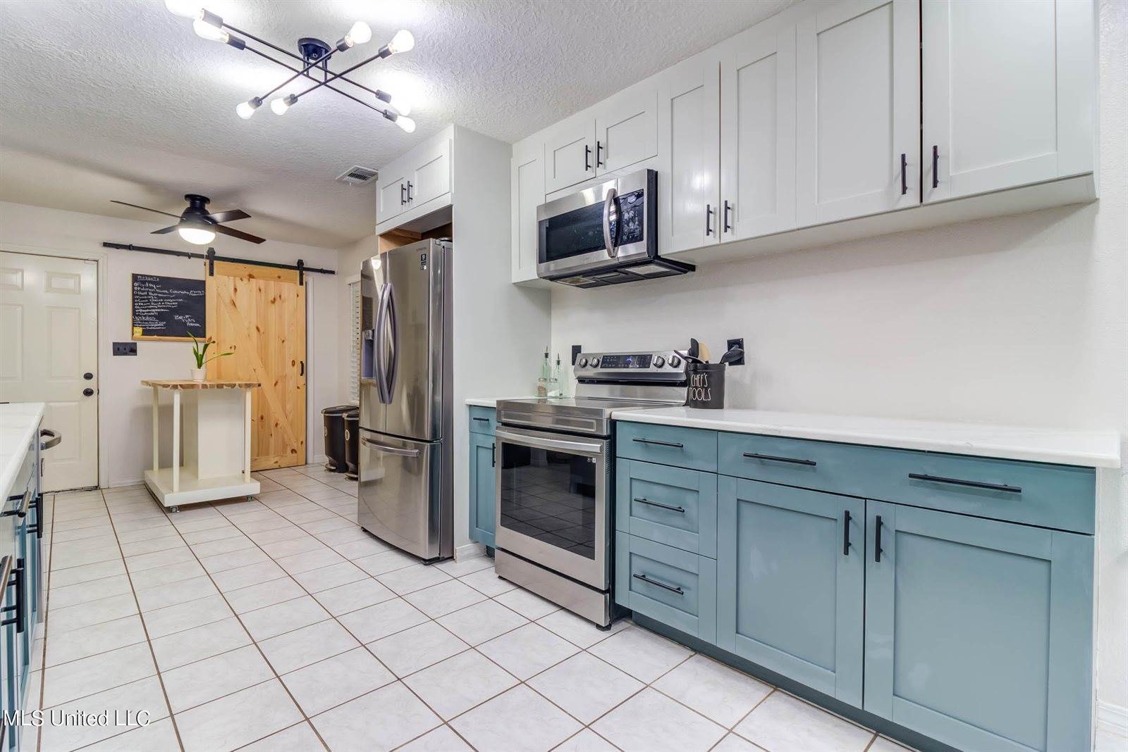 12500 Lake Village Drive, Gulfport, MS 39503