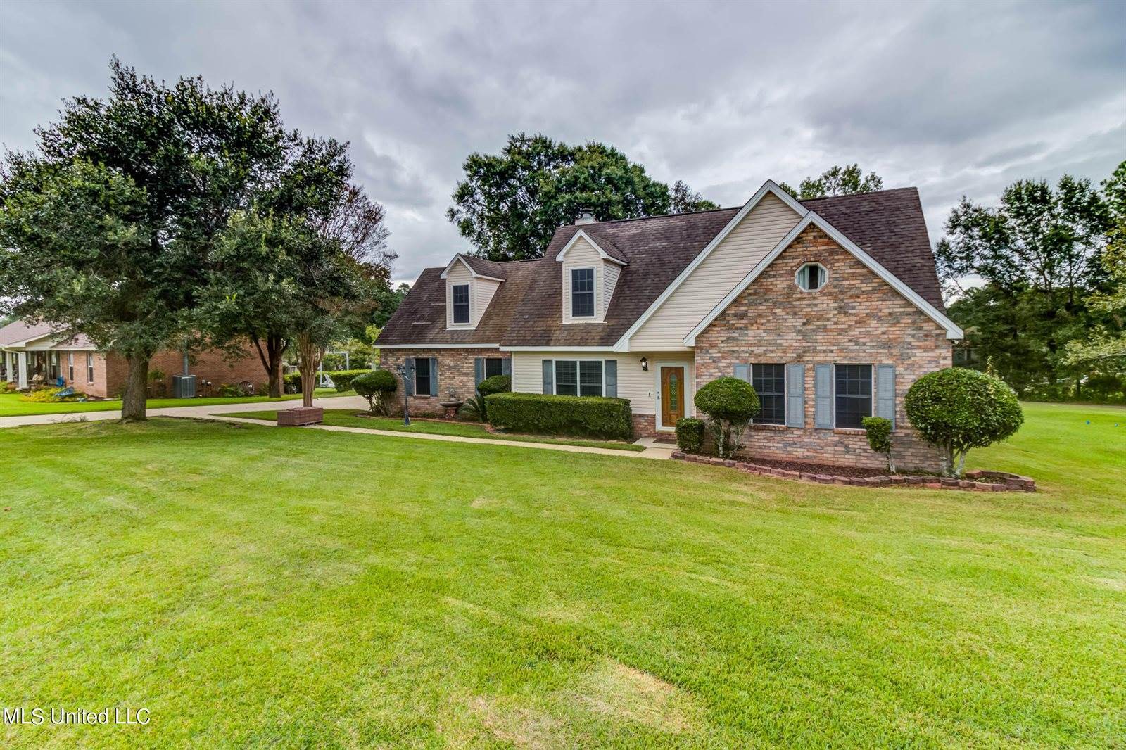 12500 Lake Village Drive, Gulfport, MS 39503