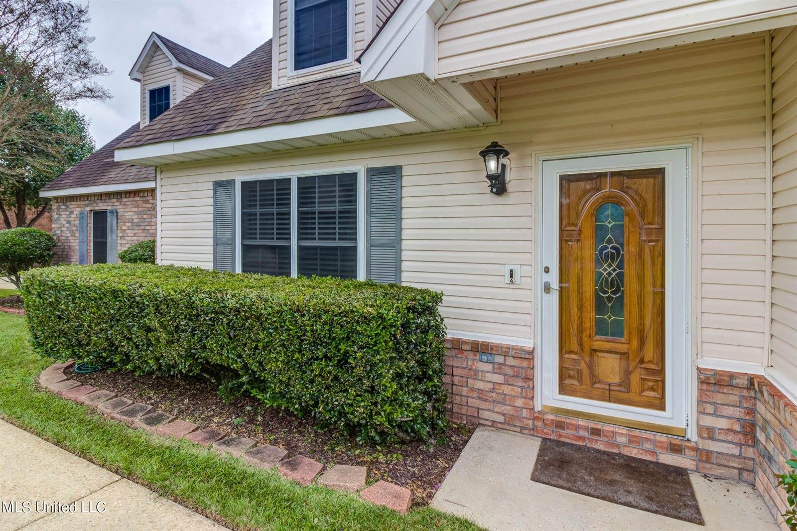 12500 Lake Village Drive, Gulfport, MS 39503