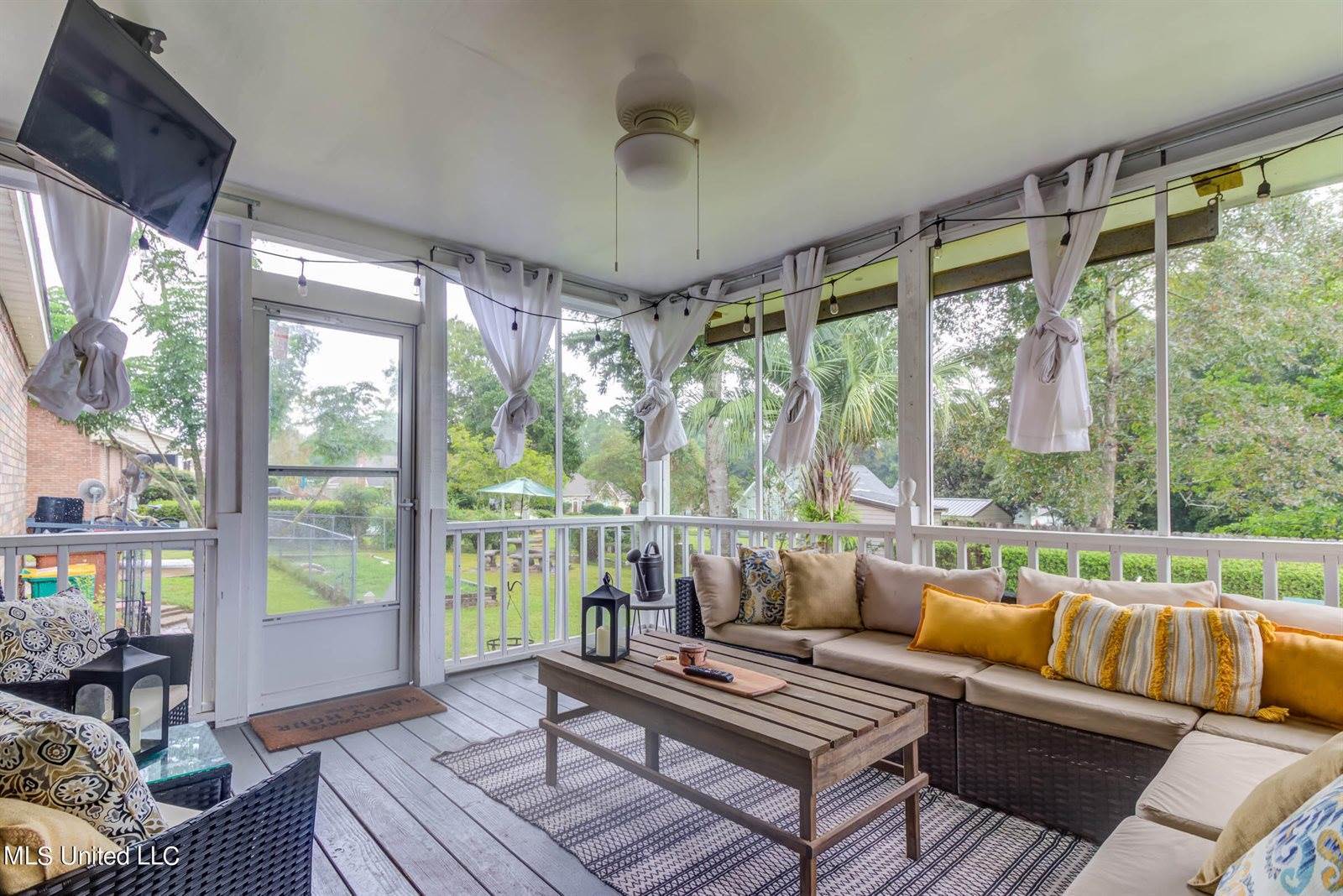 12500 Lake Village Drive, Gulfport, MS 39503