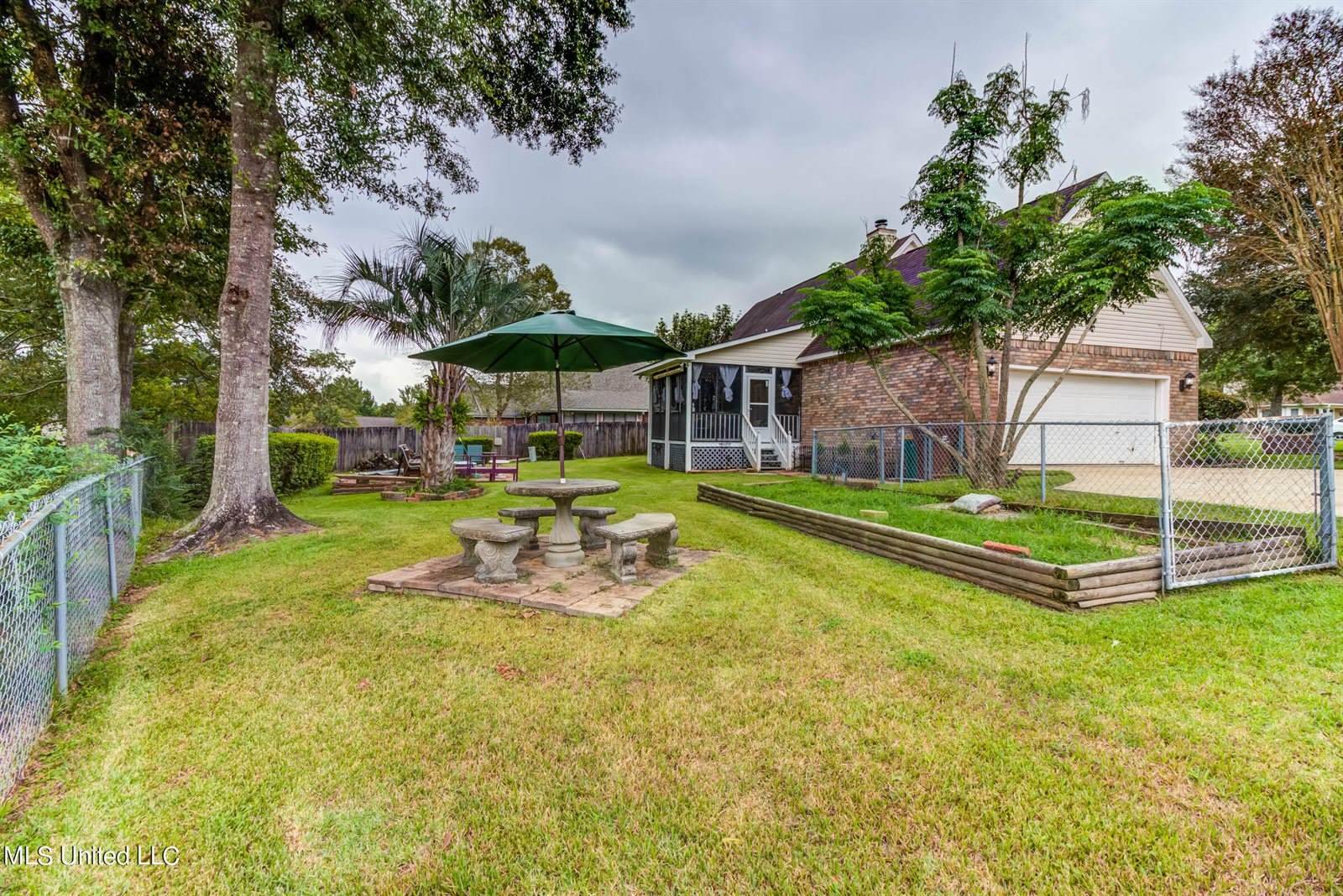 12500 Lake Village Drive, Gulfport, MS 39503