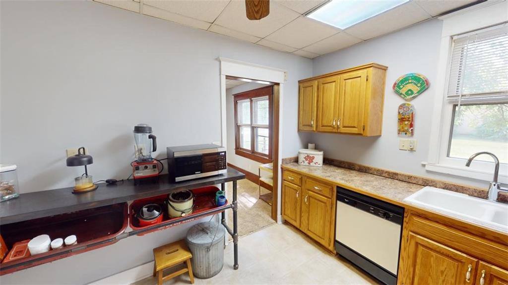 2920 North 155th Terrace, Basehor, KS 66007