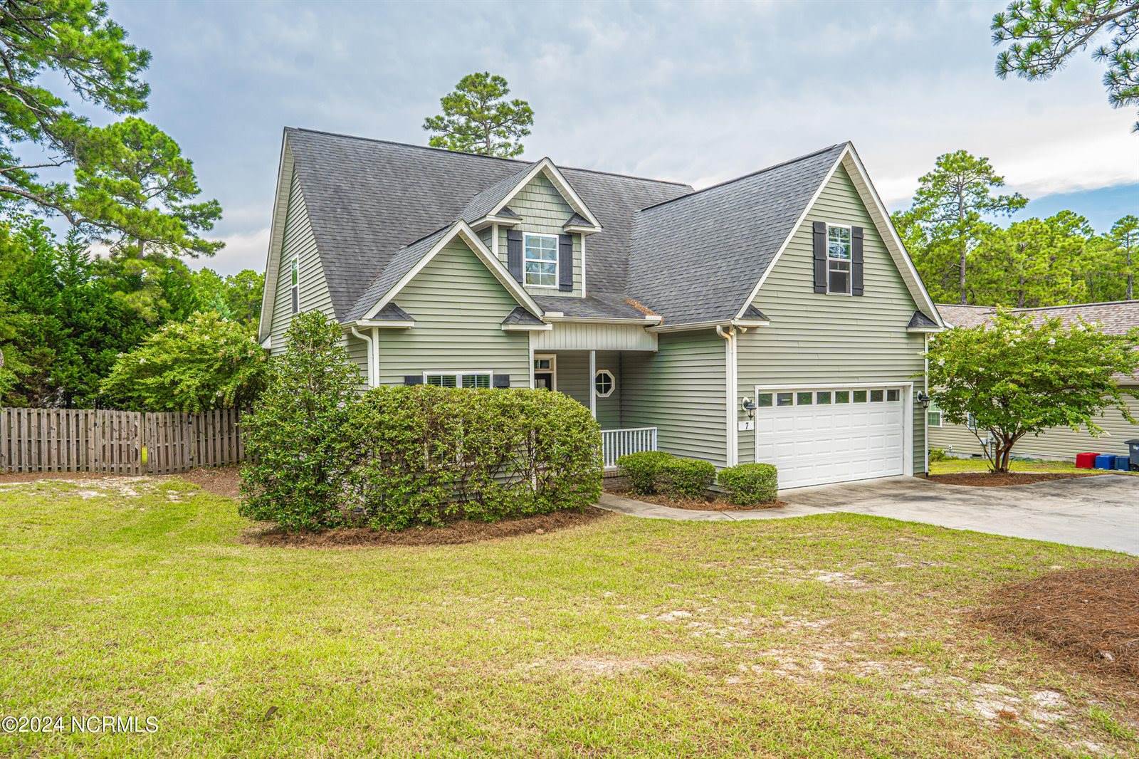 7 Pierce Place, Pinehurst, NC 28374