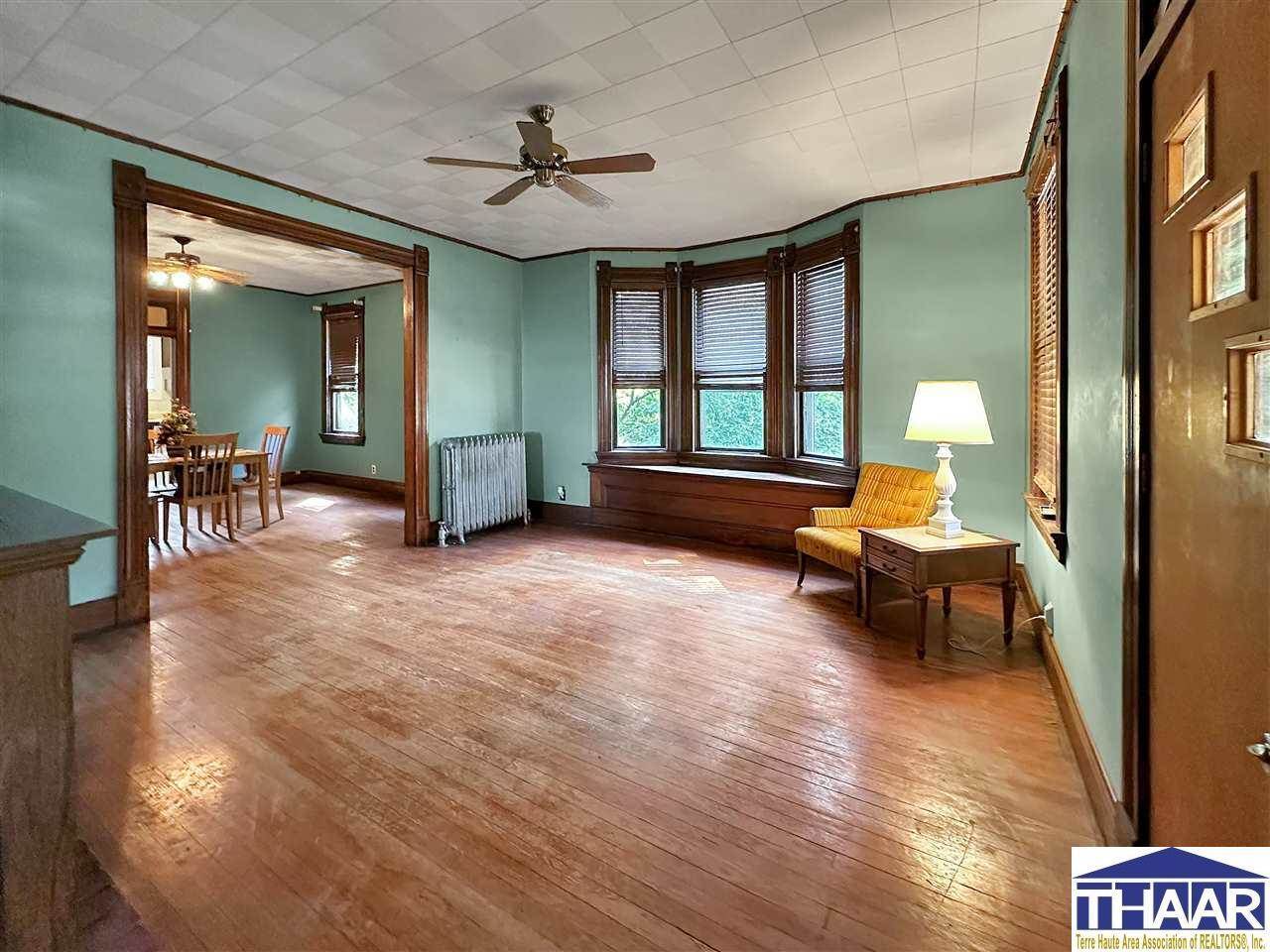 2323 Washington, Terre Haute, IN 47803