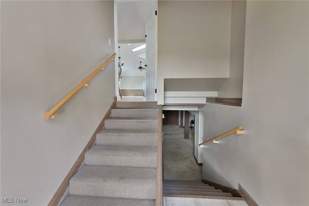 1025 Iowa Avenue, McDonald, OH 44437