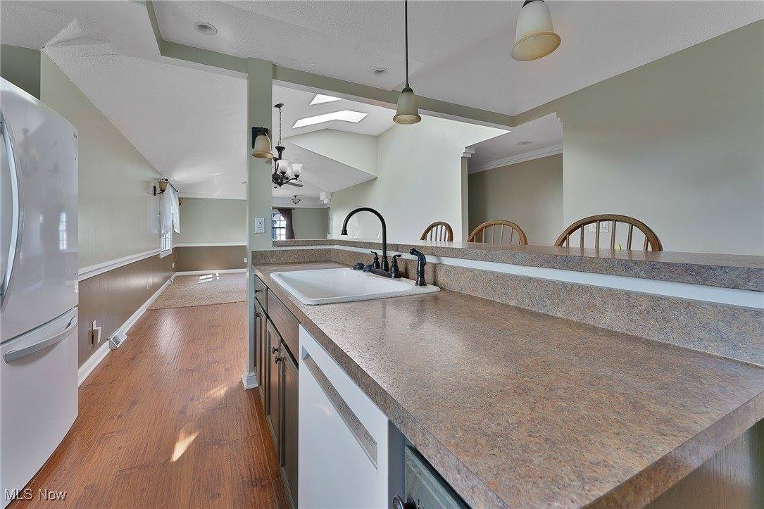 1025 Iowa Avenue, McDonald, OH 44437