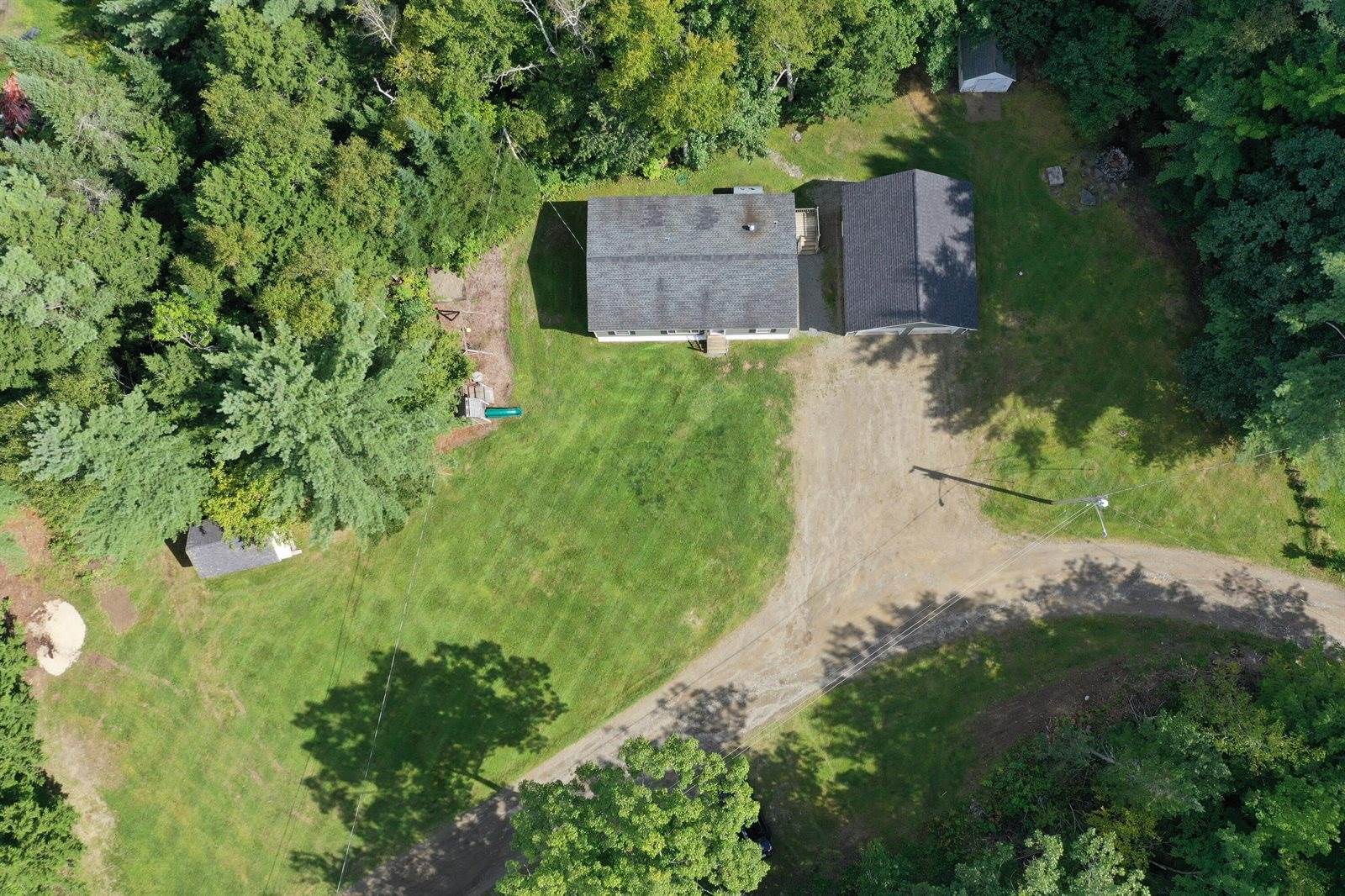 2006 Buck Lane, Hermon, ME 04401