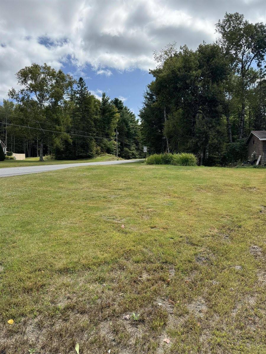 6 Grant Road, Sangerville, ME 04479