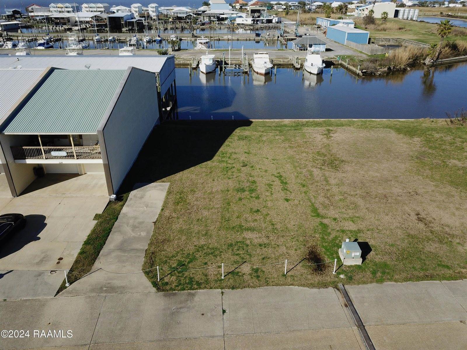 524 Bayview Drive Lane, Cypremort Point, LA 70538