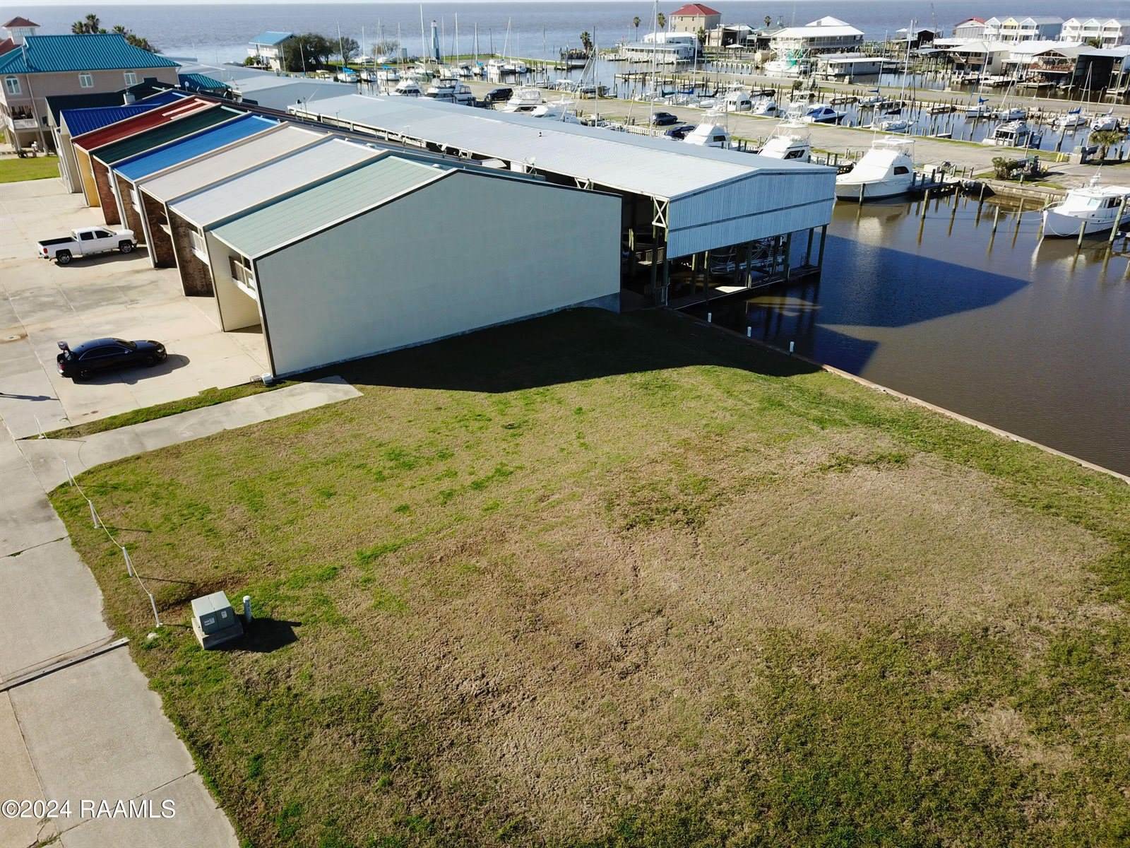 524 Bayview Drive Lane, Cypremort Point, LA 70538