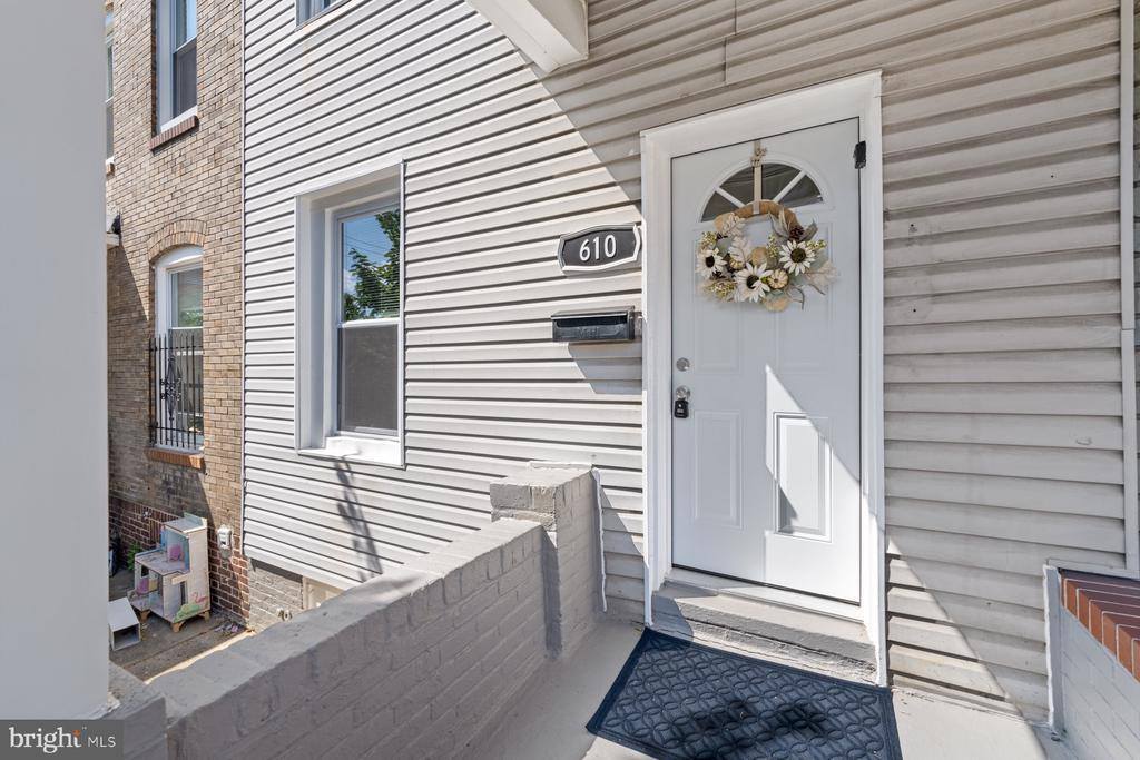 610 North East Avenue, Baltimore, MD 21205