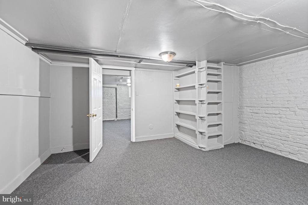 610 North East Avenue, Baltimore, MD 21205