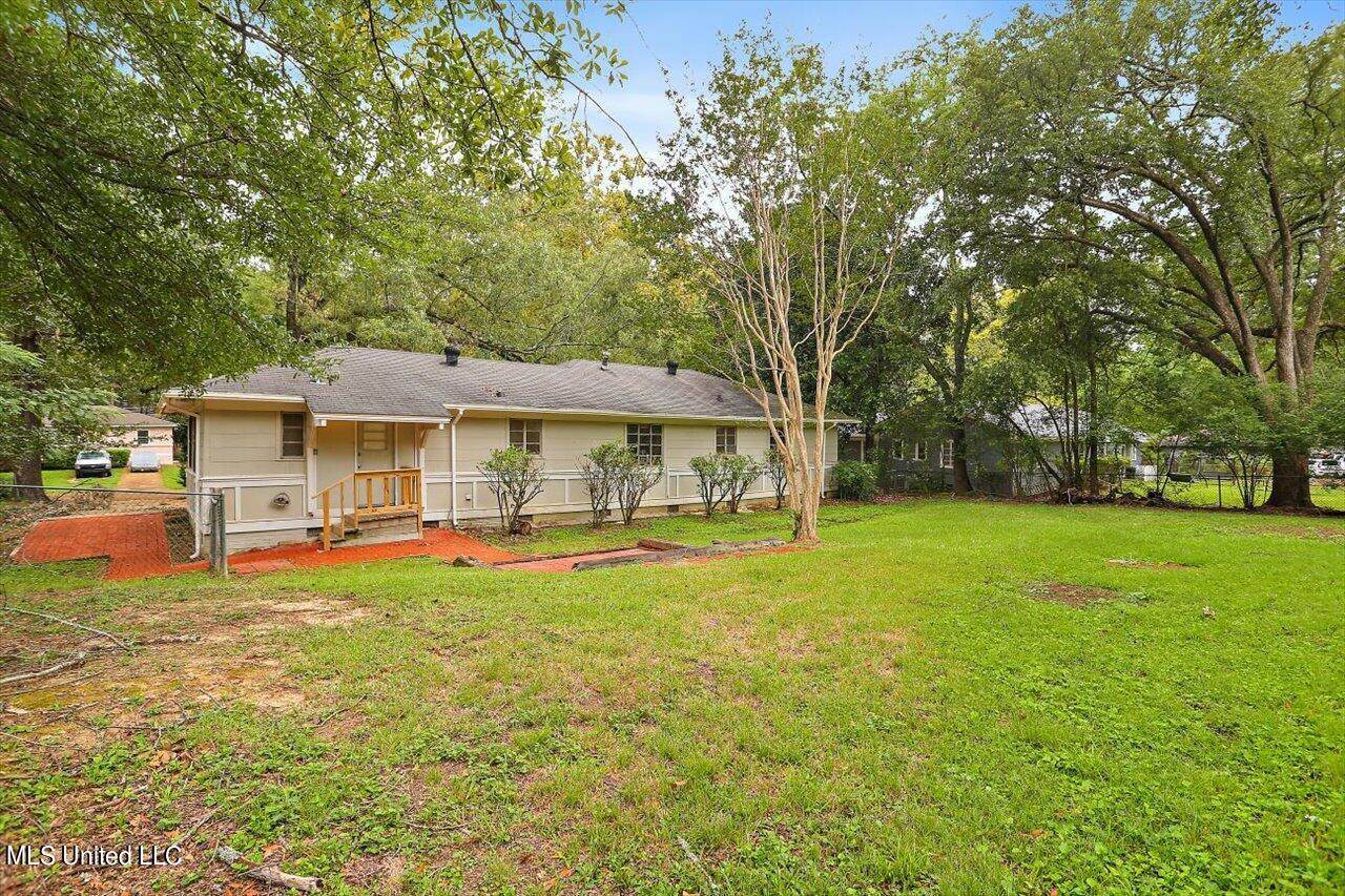 211 Mcree Drive, Clinton, MS 39056