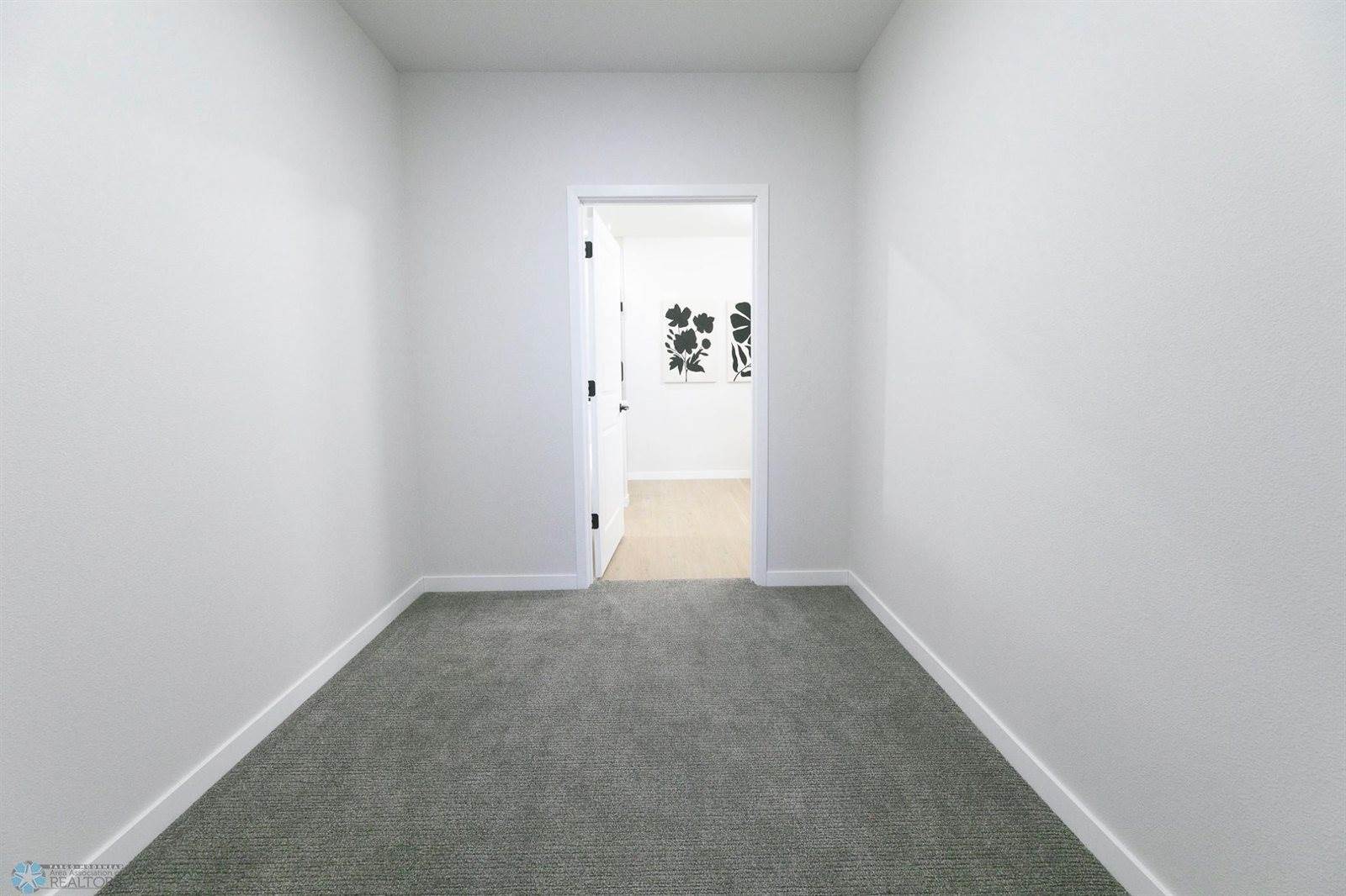 4470 24th Avenue South, Fargo, ND 58104