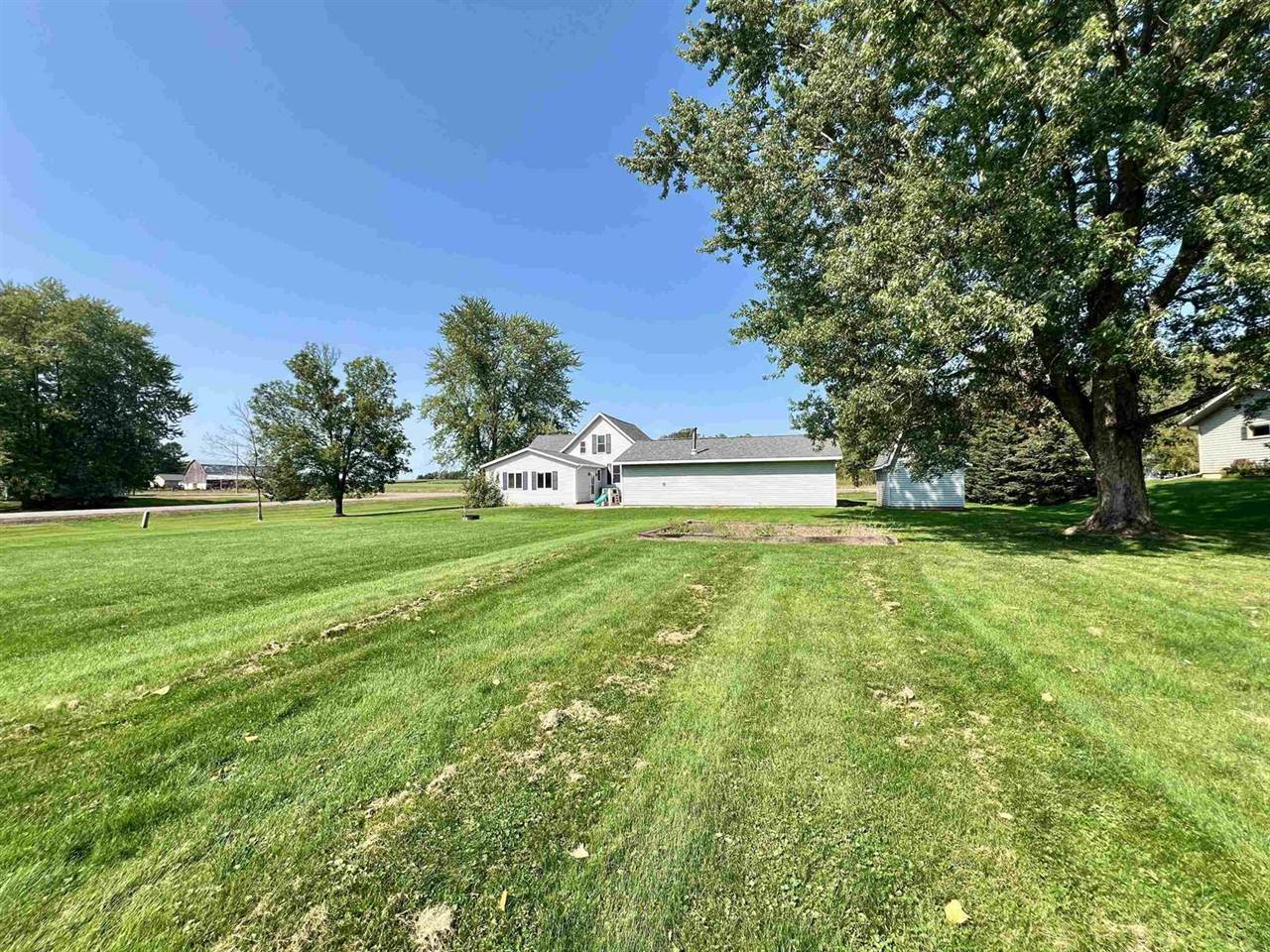 7801 Yellowstone Drive, Hewitt, WI 54441