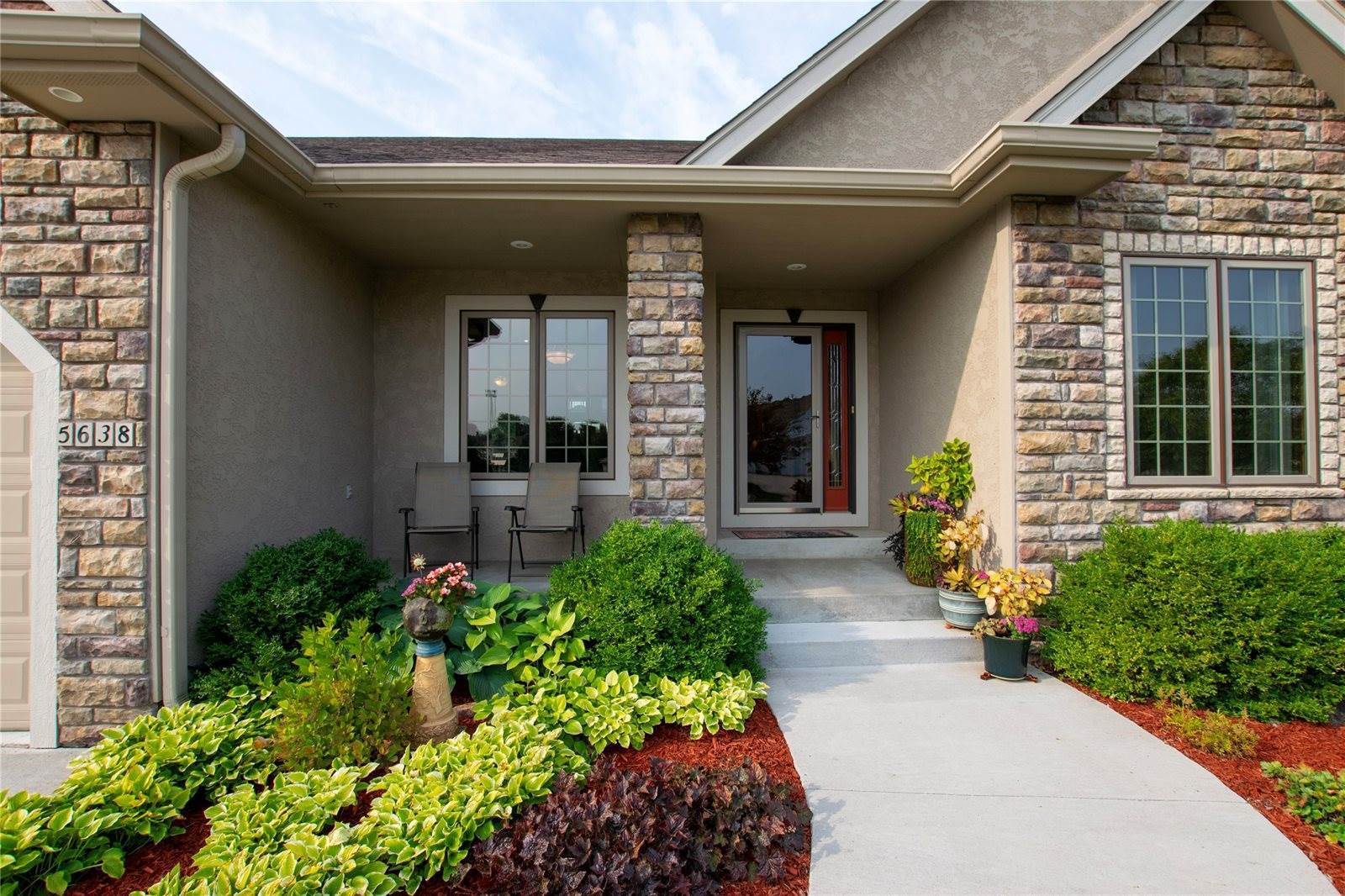 5638 NW 5th Court, Des Moines, IA 50313