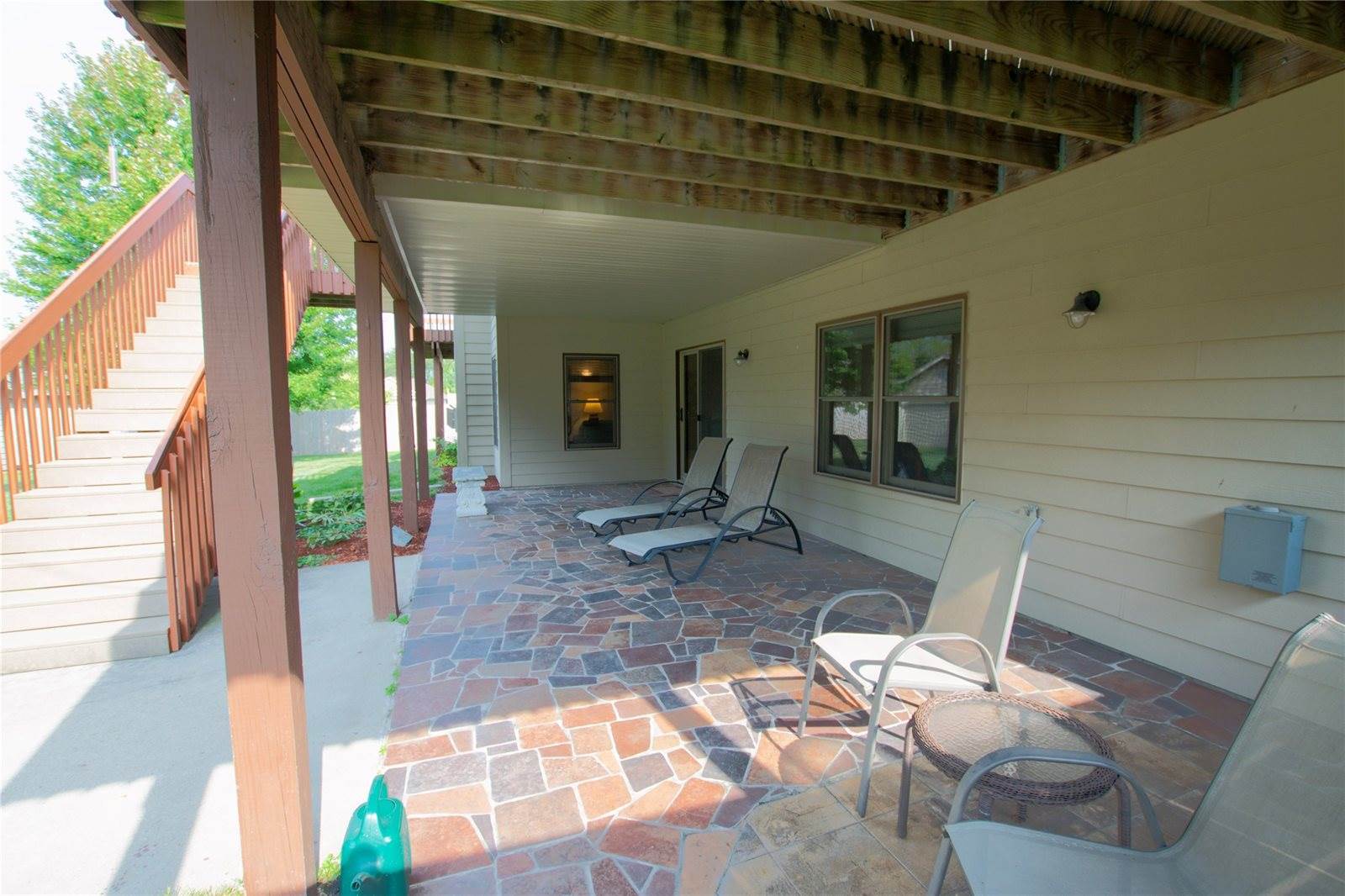 5638 NW 5th Court, Des Moines, IA 50313