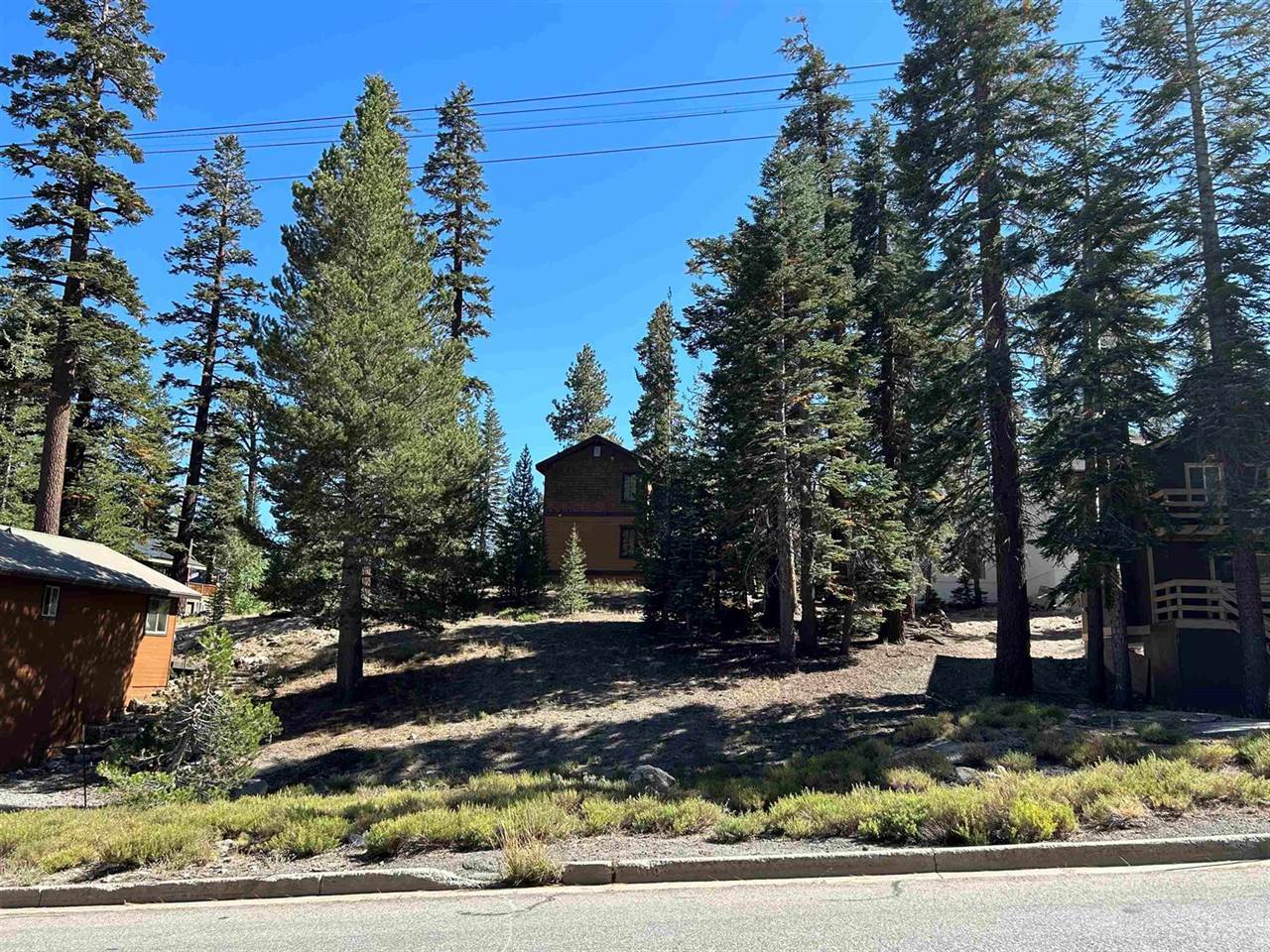 75 Convict Drive, Mammoth Lakes, CA 93546