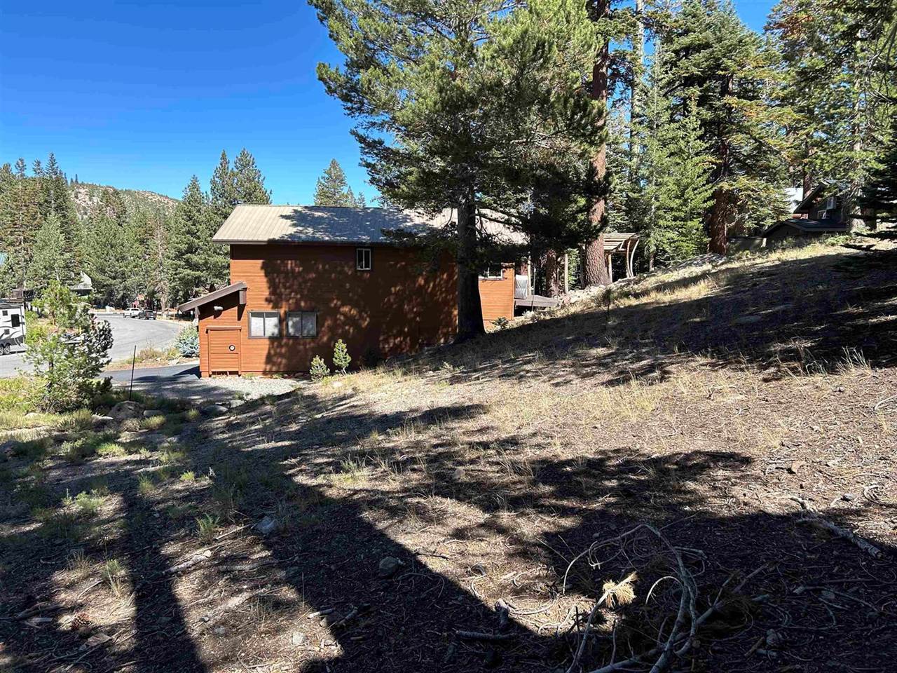 75 Convict Drive, Mammoth Lakes, CA 93546