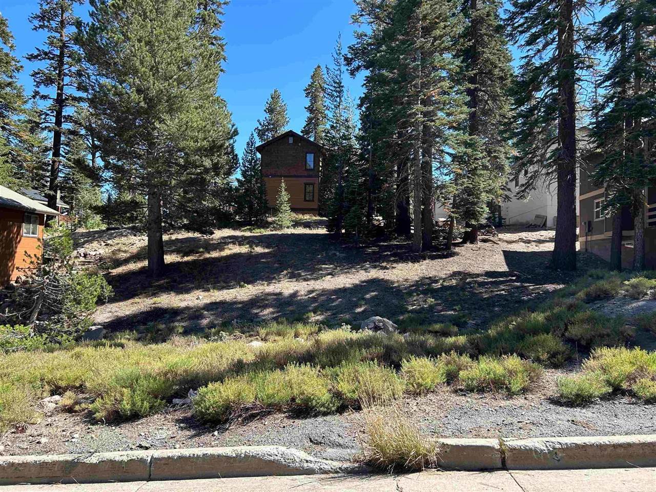 75 Convict Drive, Mammoth Lakes, CA 93546