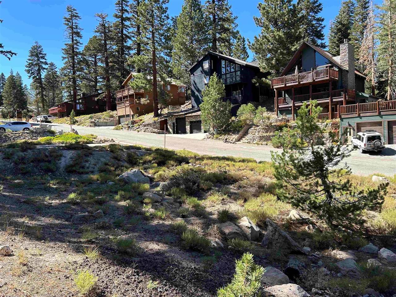 75 Convict Drive, Mammoth Lakes, CA 93546