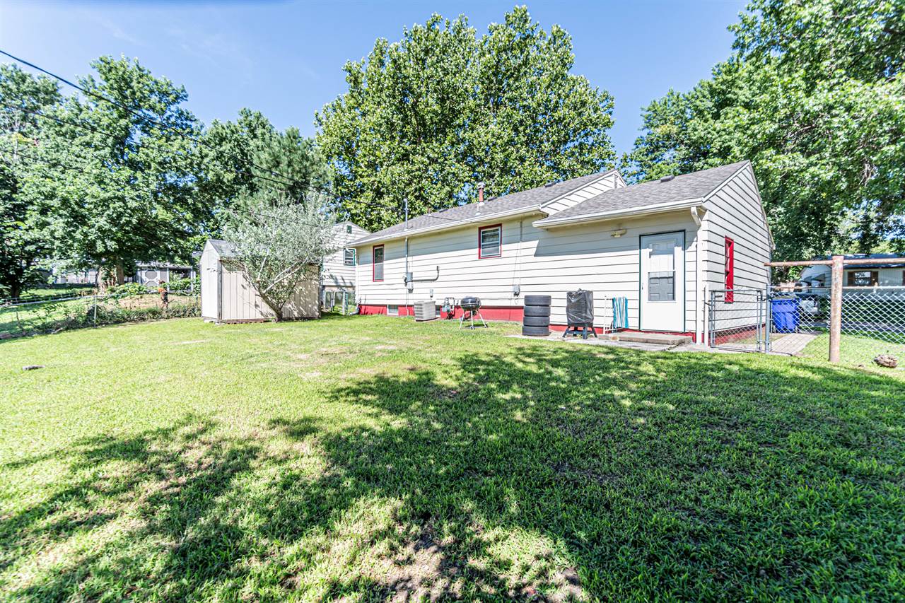 517 Sheridan Drive, Junction City, KS 66441