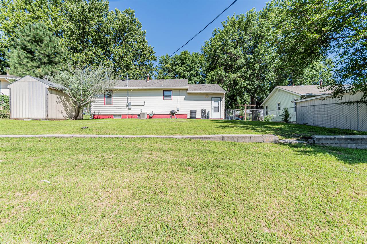 517 Sheridan Drive, Junction City, KS 66441