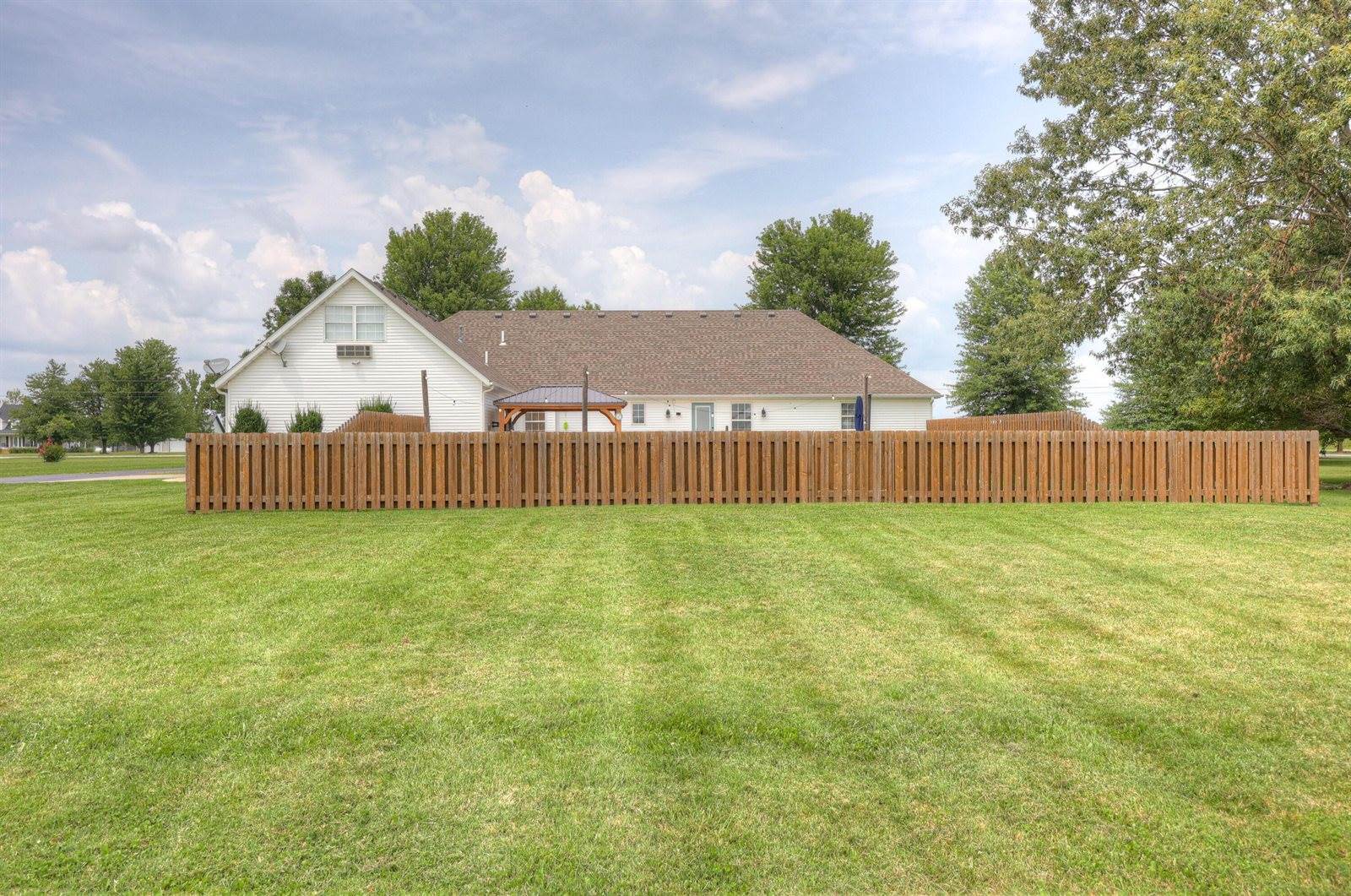 11500 East Fir Road, Carthage, MO 64836