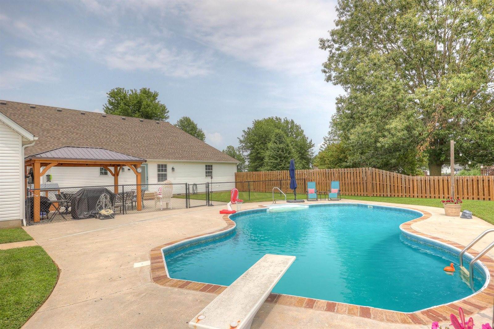 11500 East Fir Road, Carthage, MO 64836