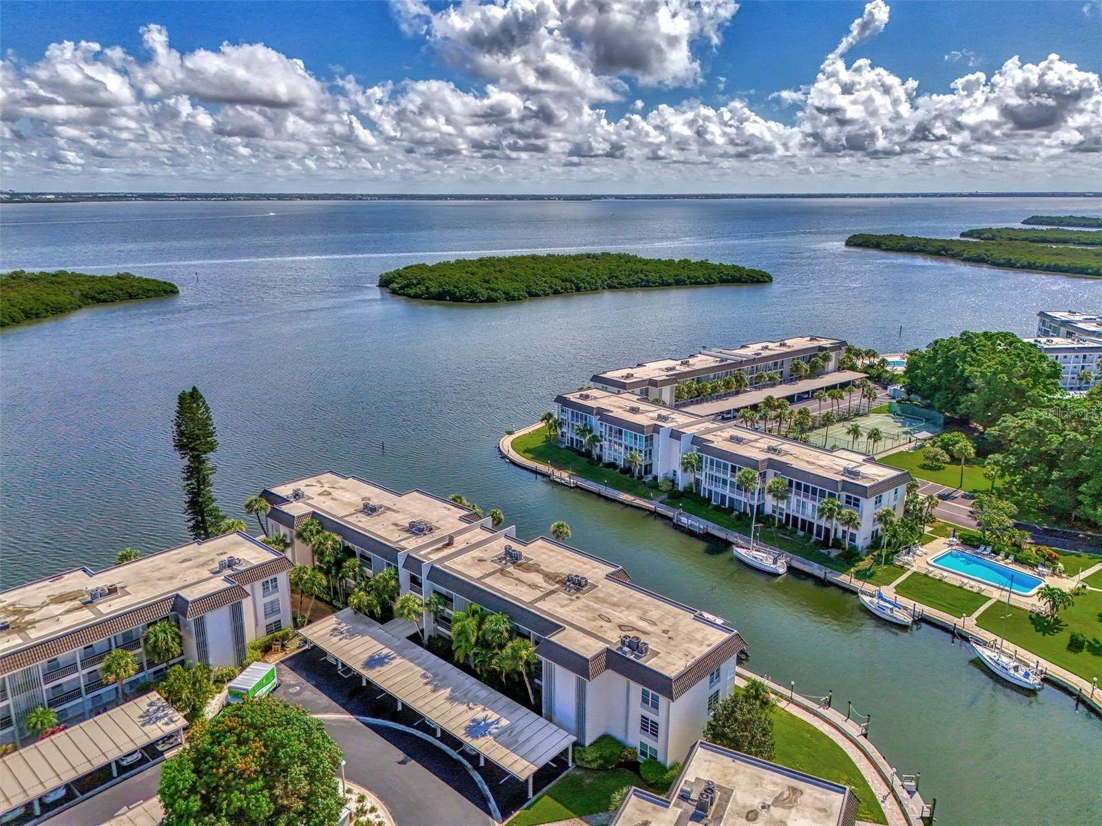 4410 Exeter Drive, #204, Longboat Key, FL 34228