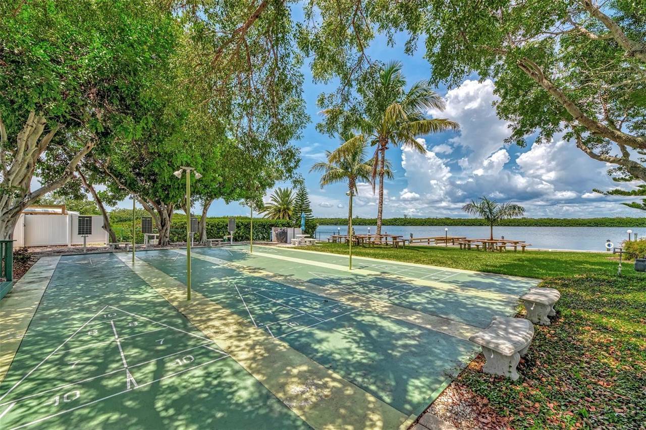 4410 Exeter Drive, #204, Longboat Key, FL 34228