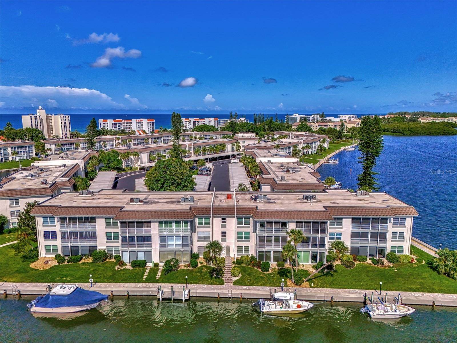 4410 Exeter Drive, #204, Longboat Key, FL 34228