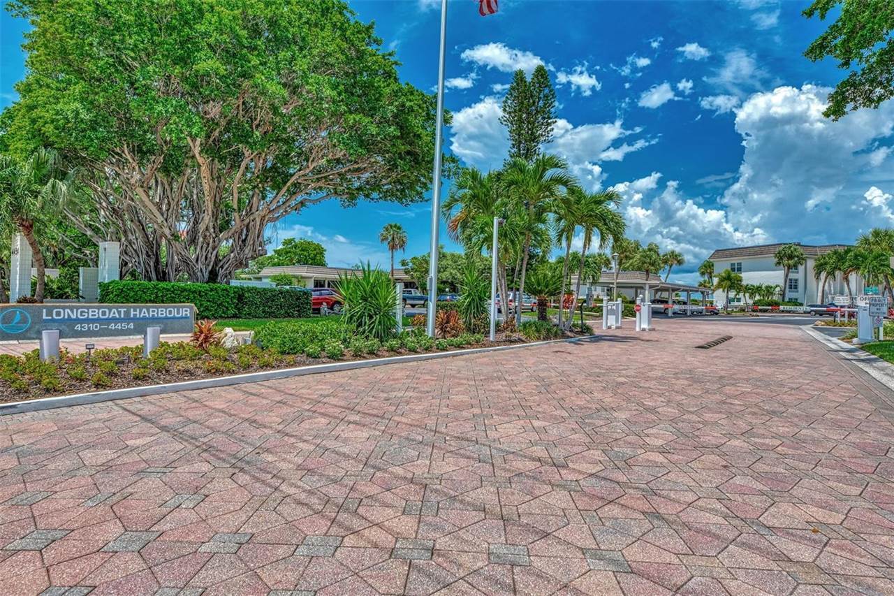 4410 Exeter Drive, #204, Longboat Key, FL 34228