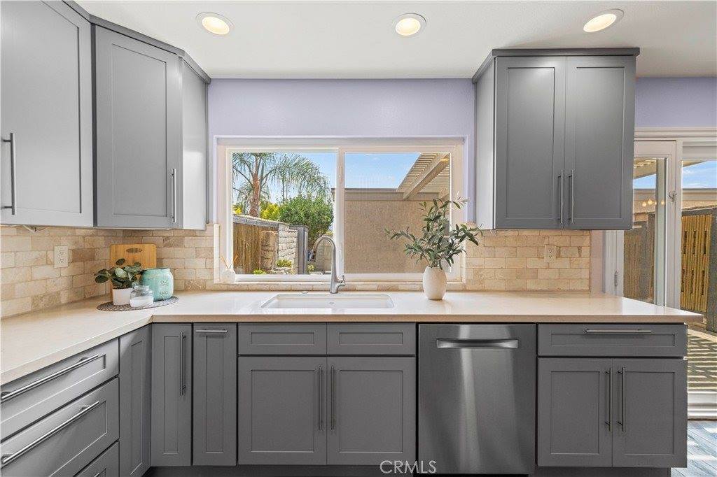 5281 Victoria Place, Westminster, CA 92683