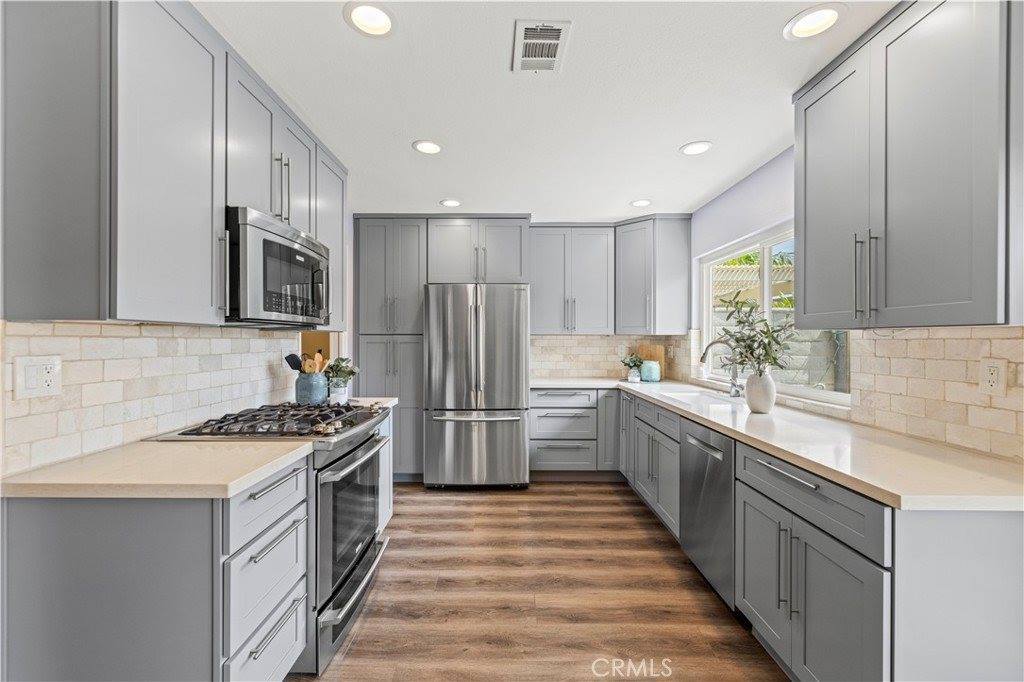 5281 Victoria Place, Westminster, CA 92683