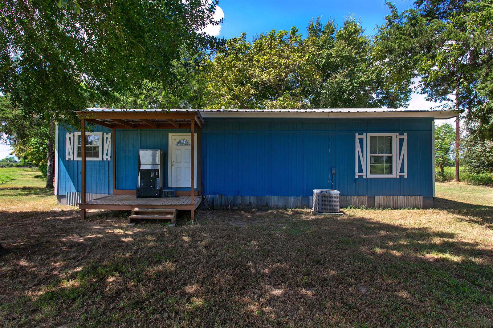 322 Green Street, Hearne, TX 77859