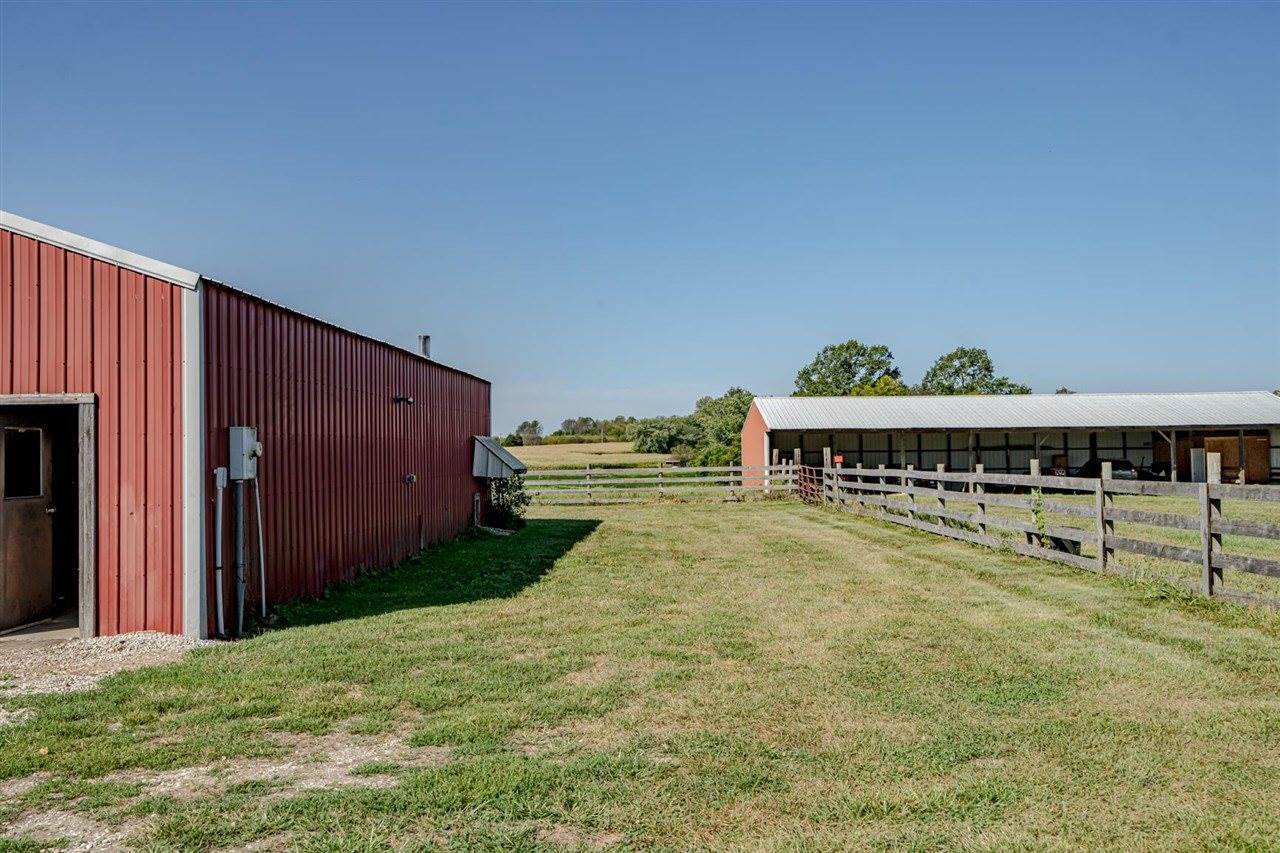 363 Hawkins Road, Hodgenville, KY 42748