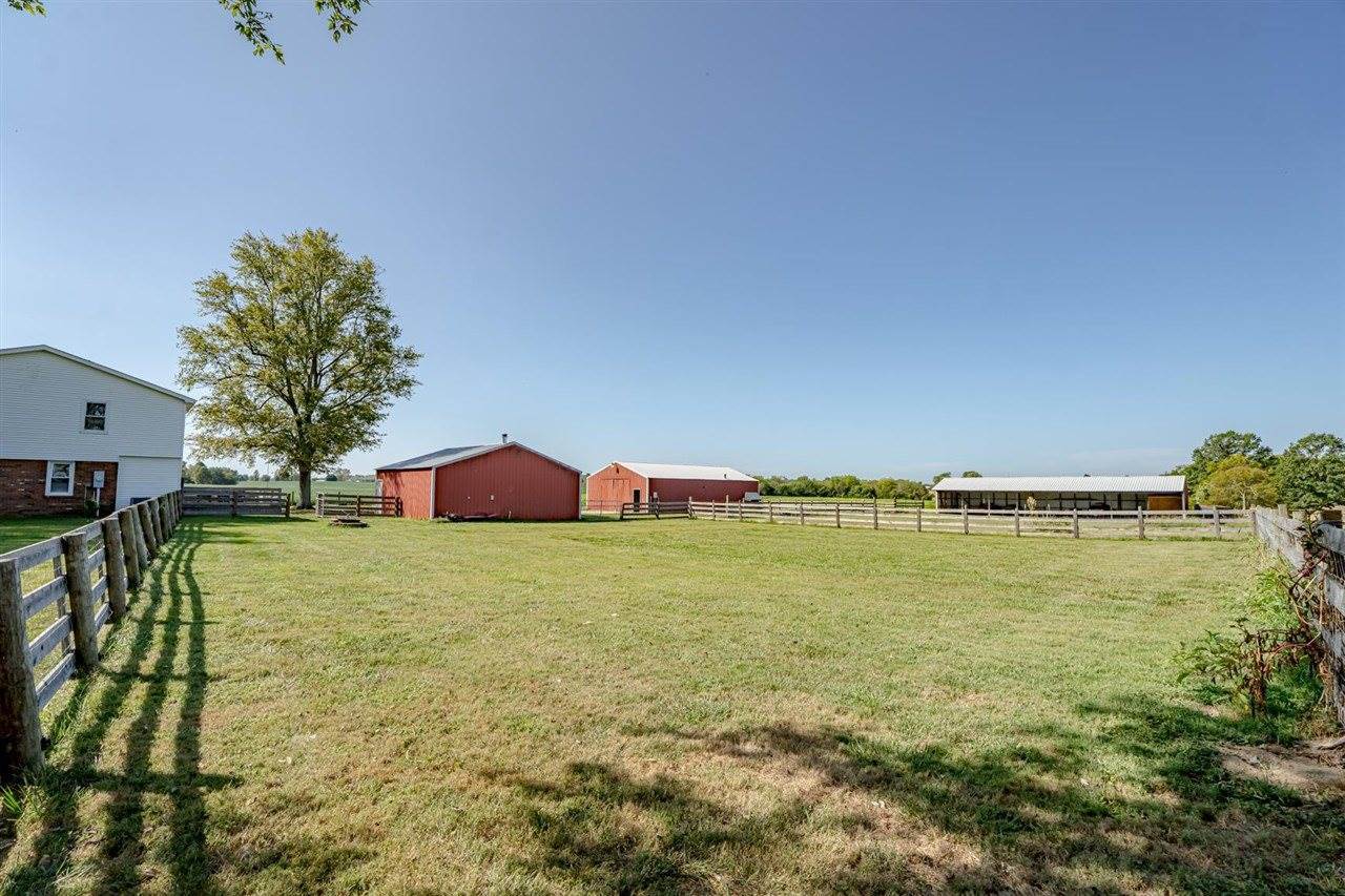 363 Hawkins Road, Hodgenville, KY 42748