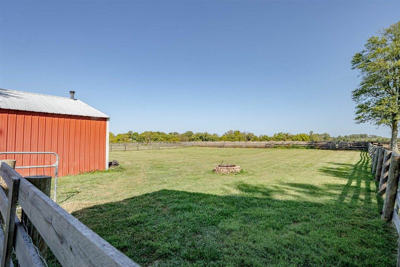 363 Hawkins Road, Hodgenville, KY 42748