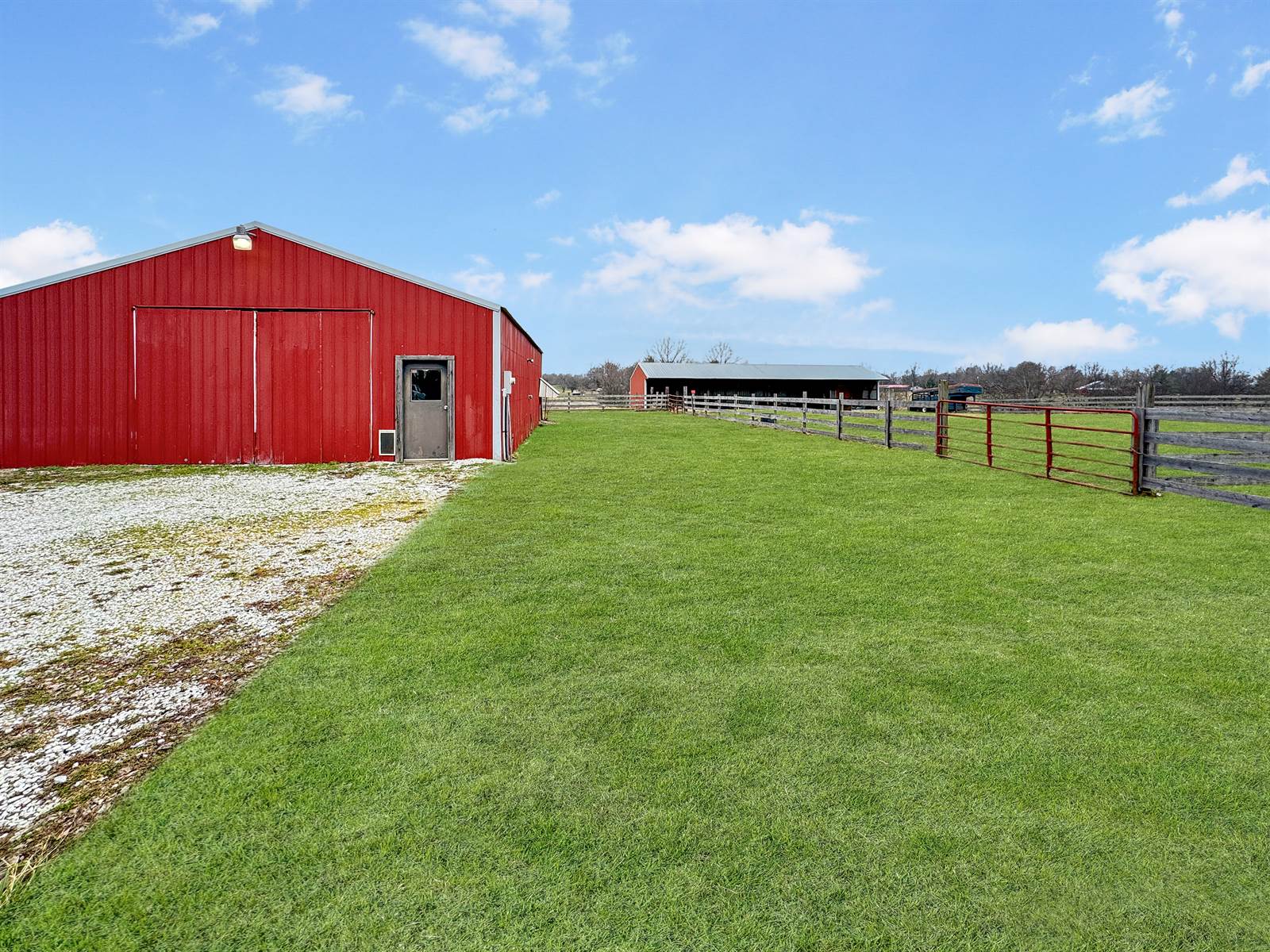 363 Hawkins Road, Hodgenville, KY 42748