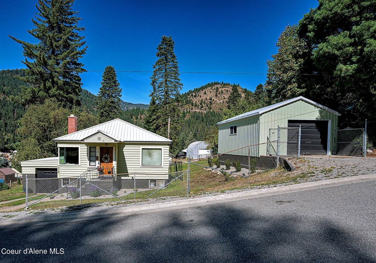 315 Montana St, Mullan, ID 83846