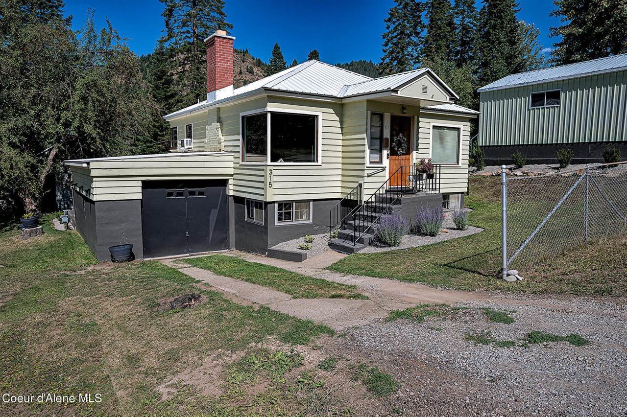 315 Montana St, Mullan, ID 83846