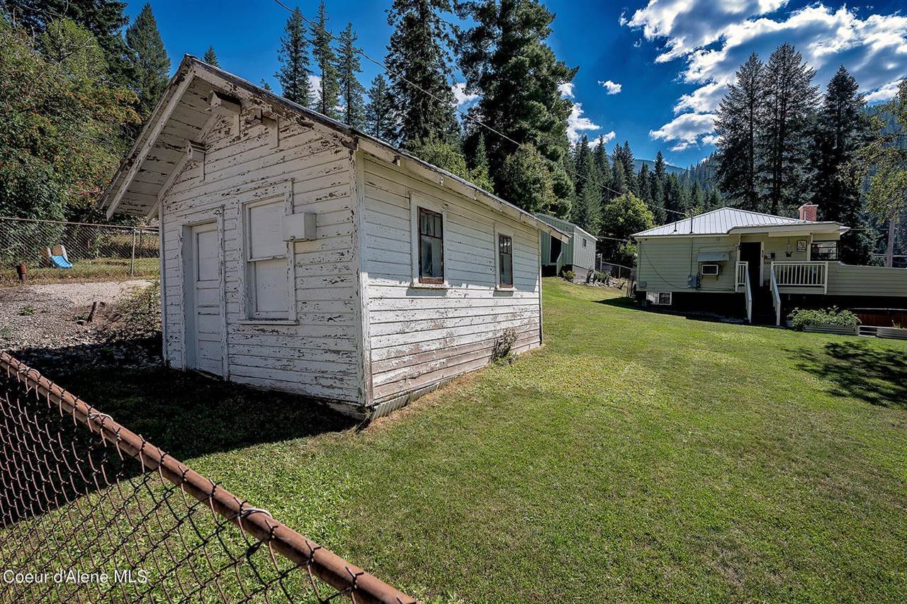 315 Montana St, Mullan, ID 83846