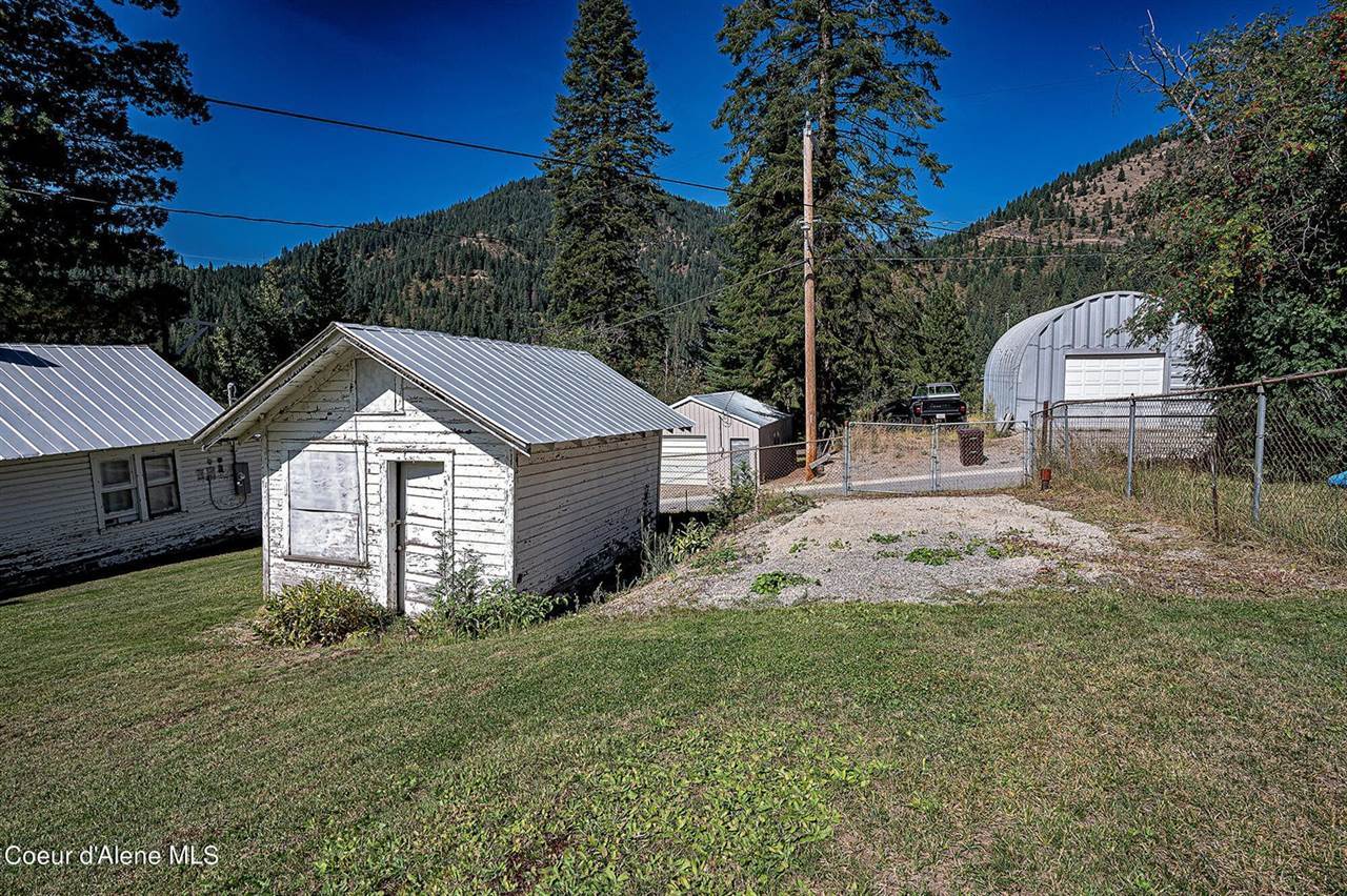 315 Montana St, Mullan, ID 83846