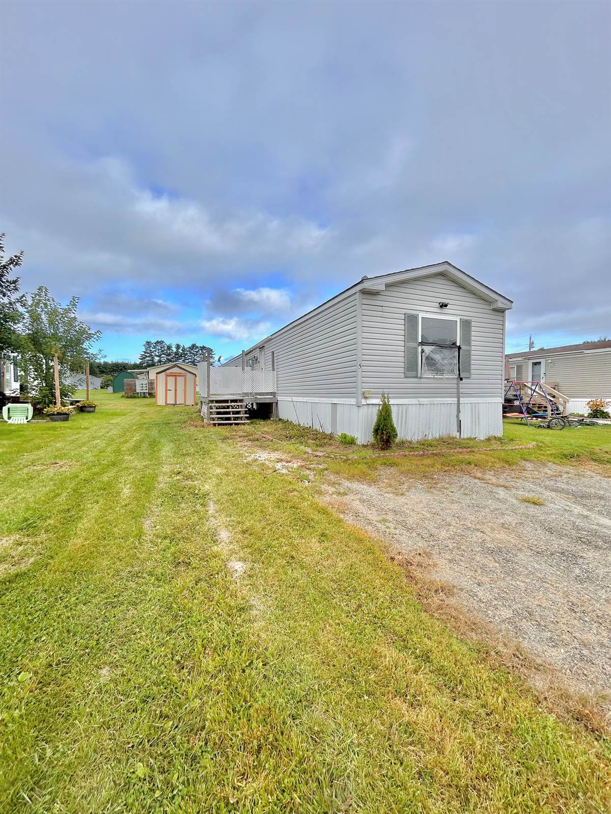 5 Nicole Drive, Waterville, ME 04901