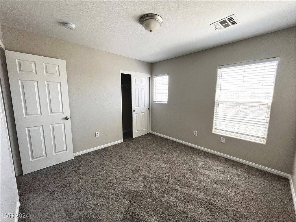 7244 Early Pioneer Avenue, Las Vegas, NV 89129