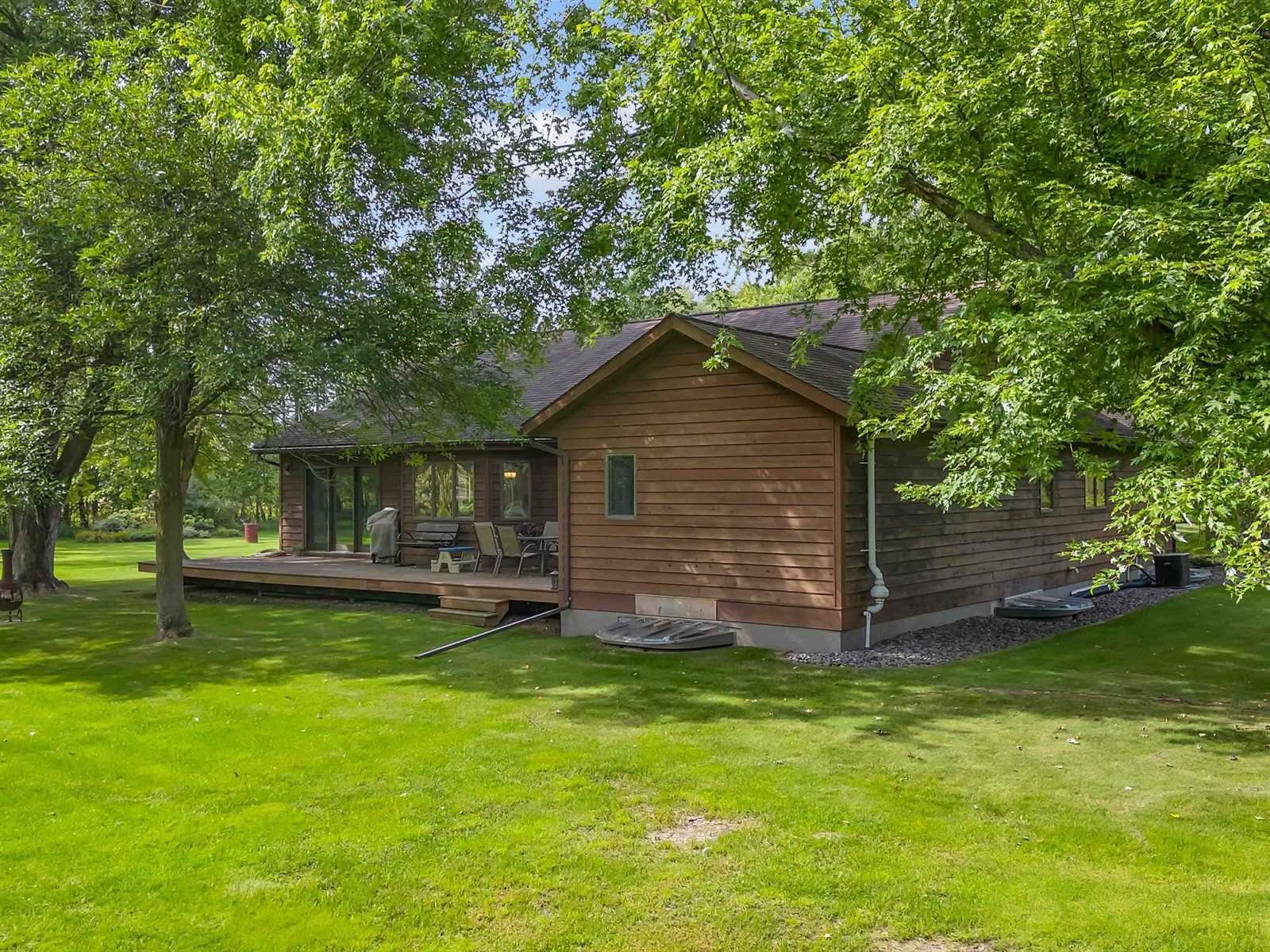 205045 Marsh Run Lane, Marshfield, WI 54449